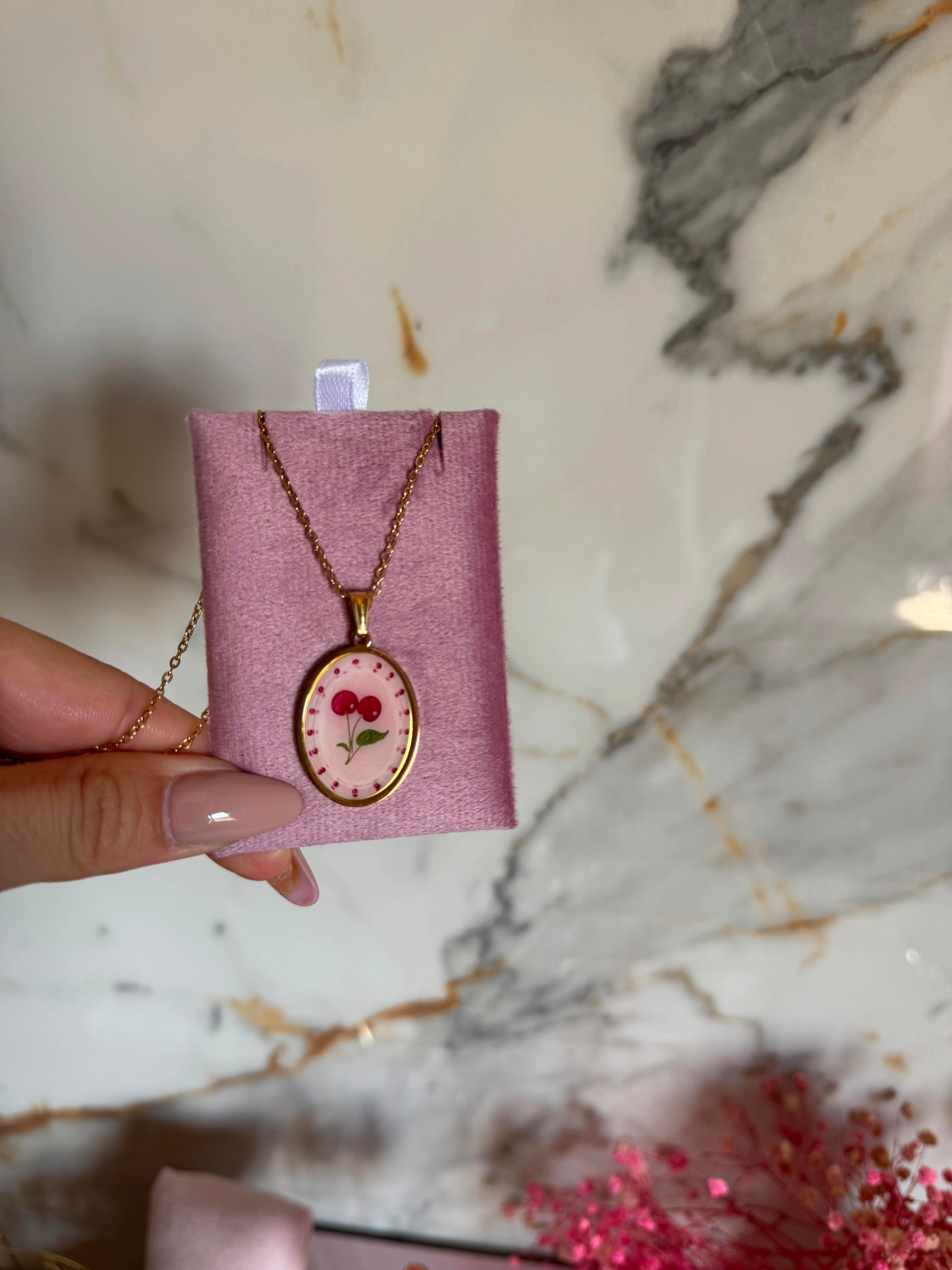 Collana Targhetta Cherry