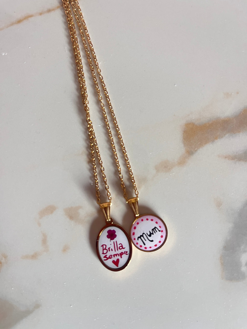 Collana Targhetta Mum