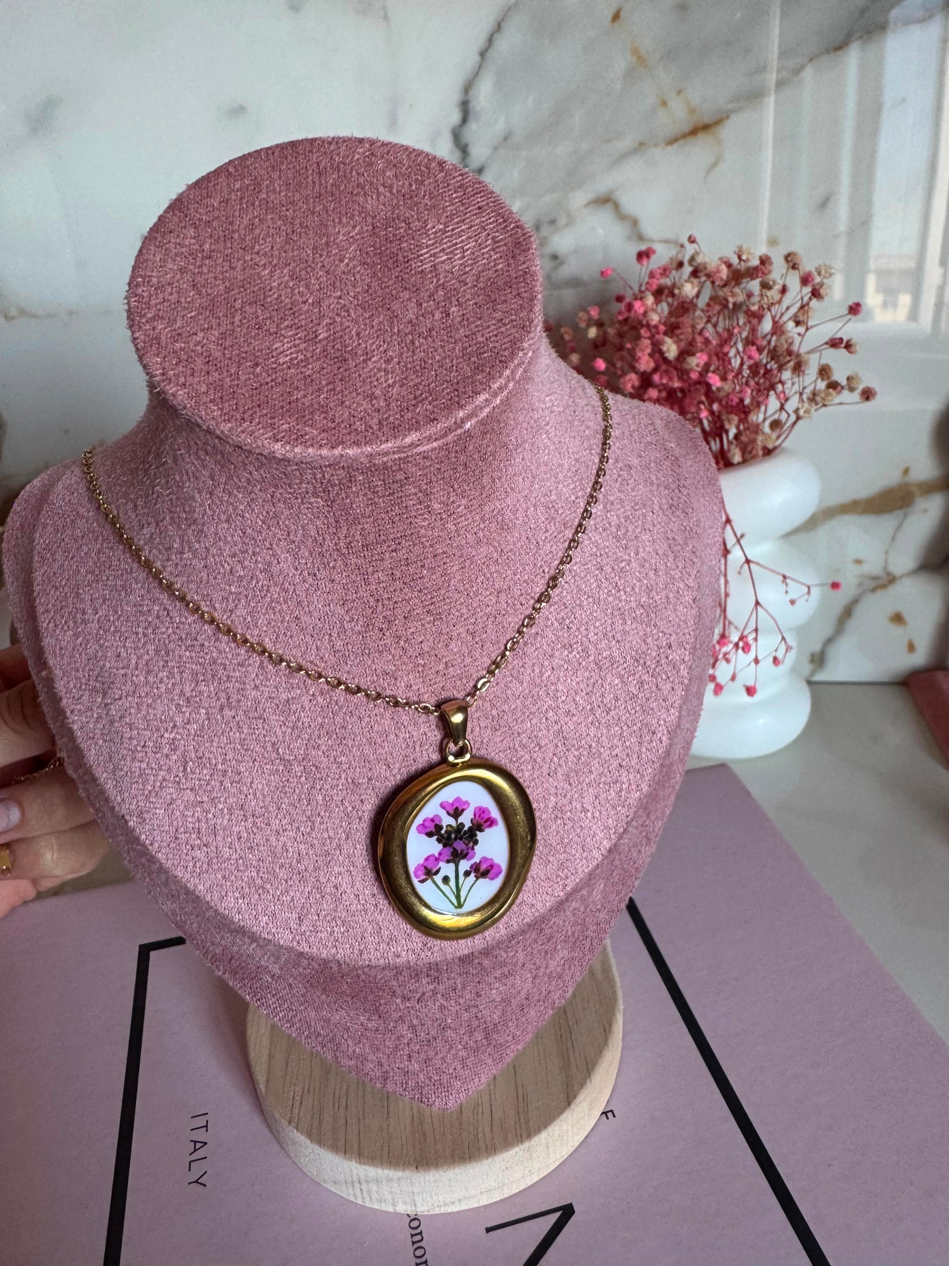 Collana Targhetta Bomb Fiori Rosa