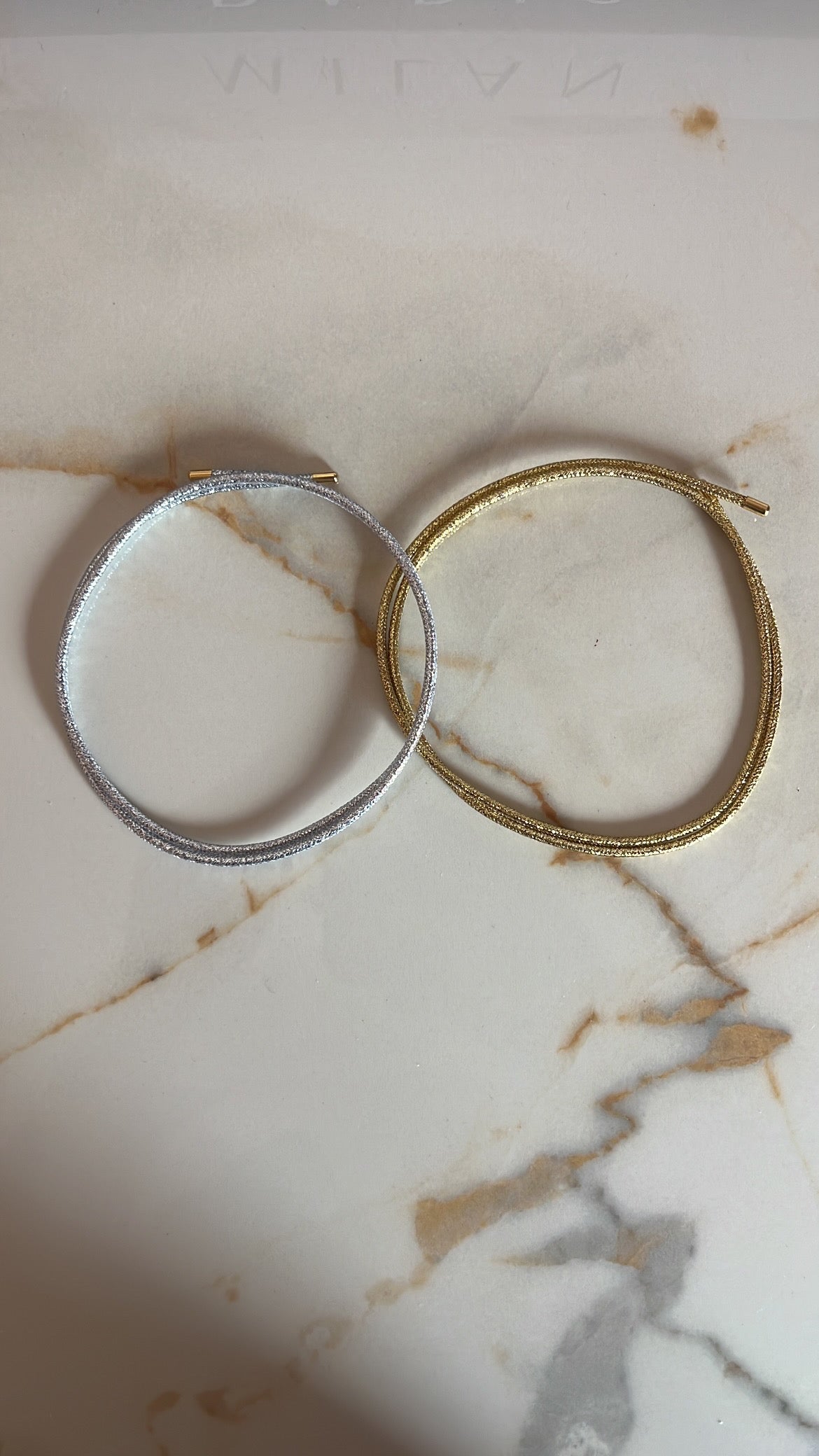 Collana Magnetica